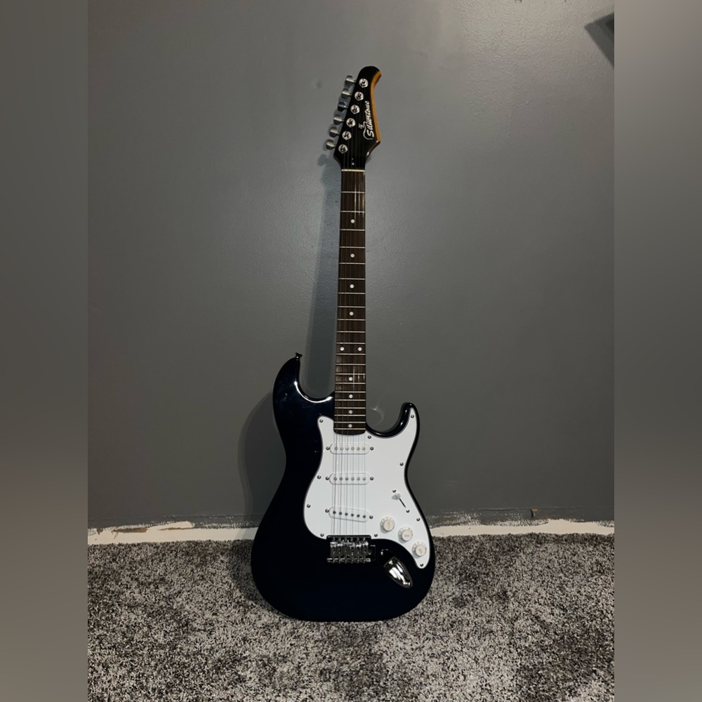 Silvertone Electric Guitar and Amp